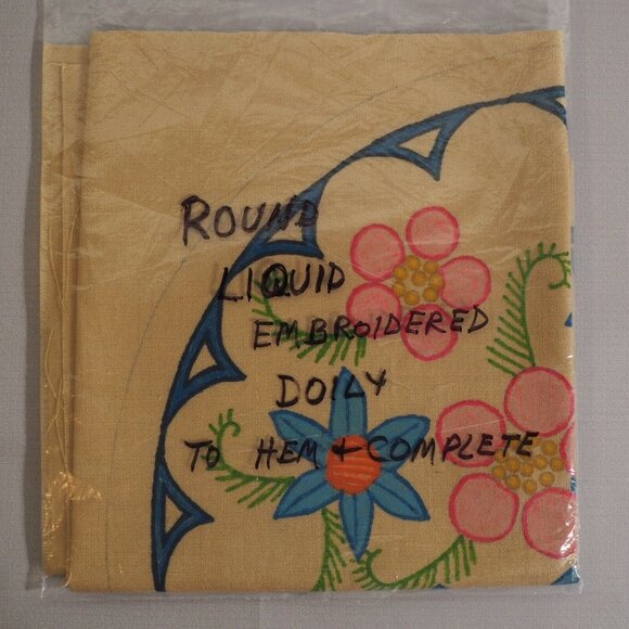 Vtg Linen Liquid Embroidery Doily Wall Art 14” Round Floral Mid Century Art Deco - Picture 4 of 4